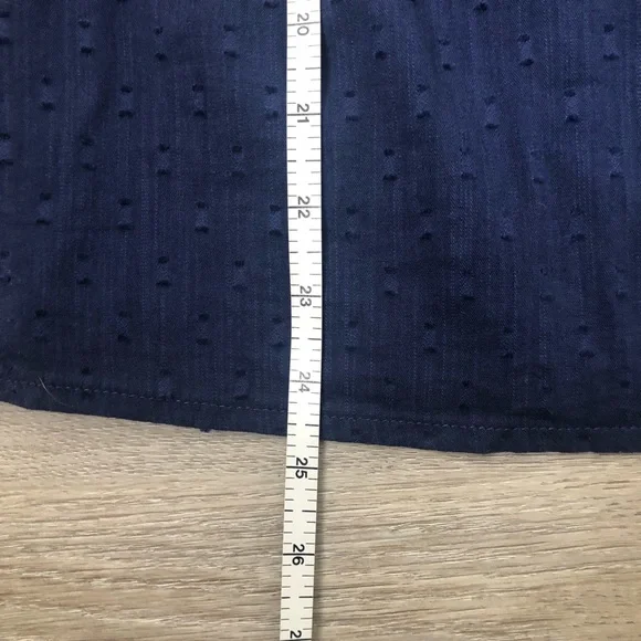 Old Navy Scoop Neck Smocked Blouse Size XL Elastic Neck Off Shoulder Top Navy - Picture 6 of 10